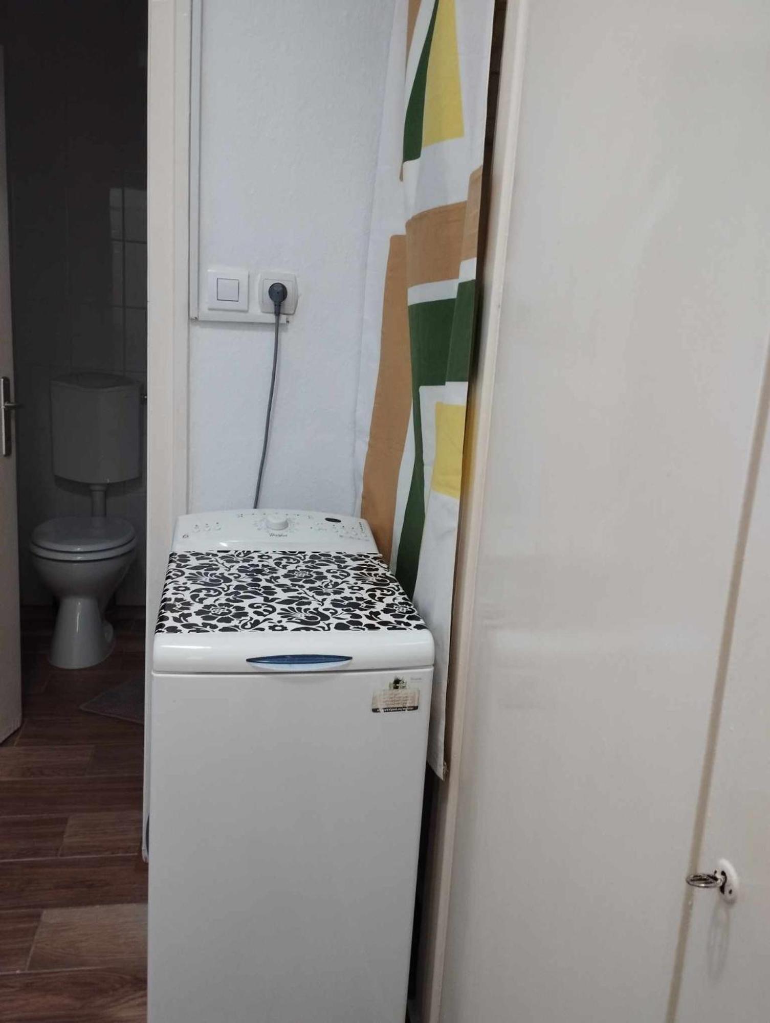 Poetyi Flat Appartement Boedapest Buitenkant foto