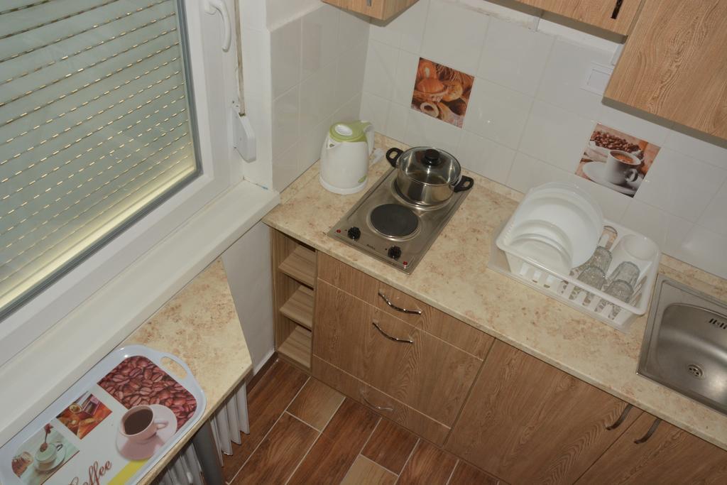 Poetyi Flat Appartement Boedapest Buitenkant foto
