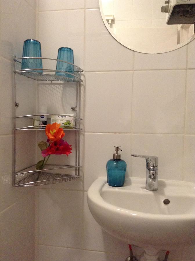 Poetyi Flat Appartement Boedapest Buitenkant foto